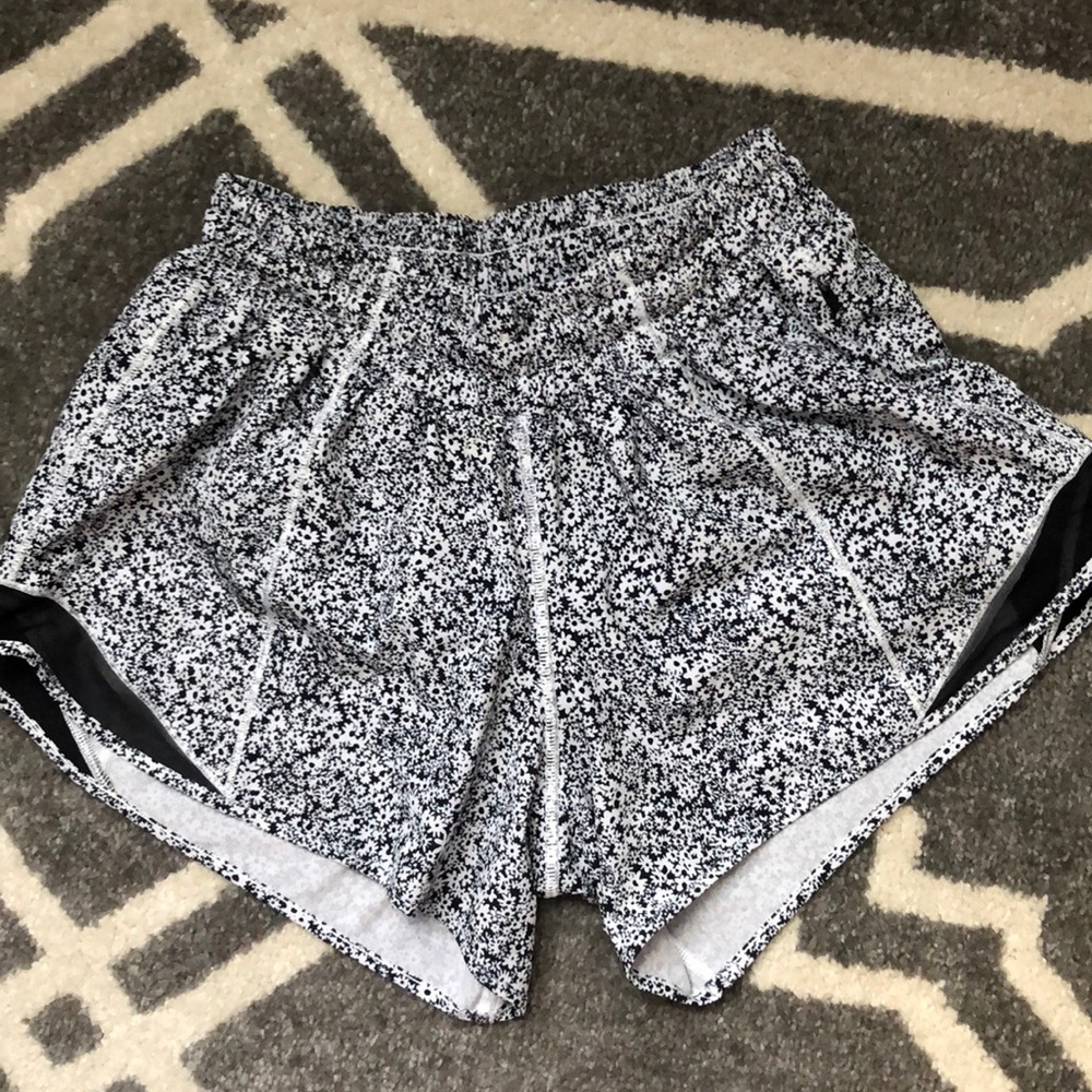 Lululemon Hotty Hot